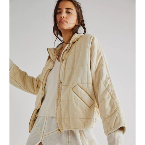 Free People Jackets & Blazers - Free People dolman quilted jacket in vanilla cream size XS
